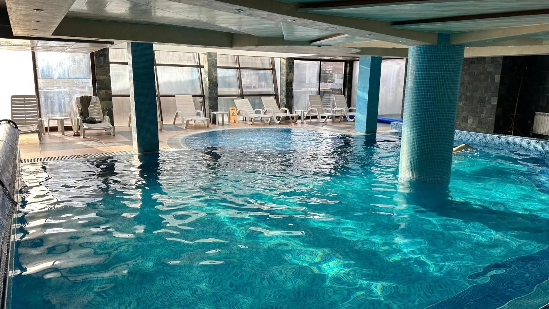 Belvedere Holiday Club Nice Place 班斯科